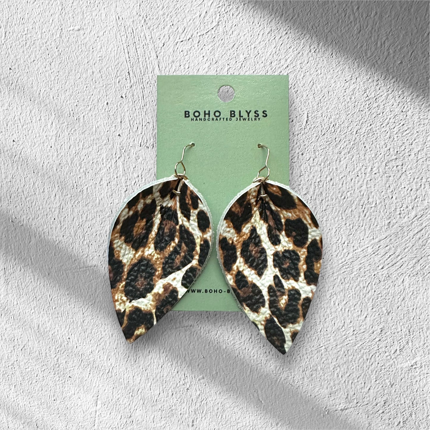 Leopard Pinch Petals