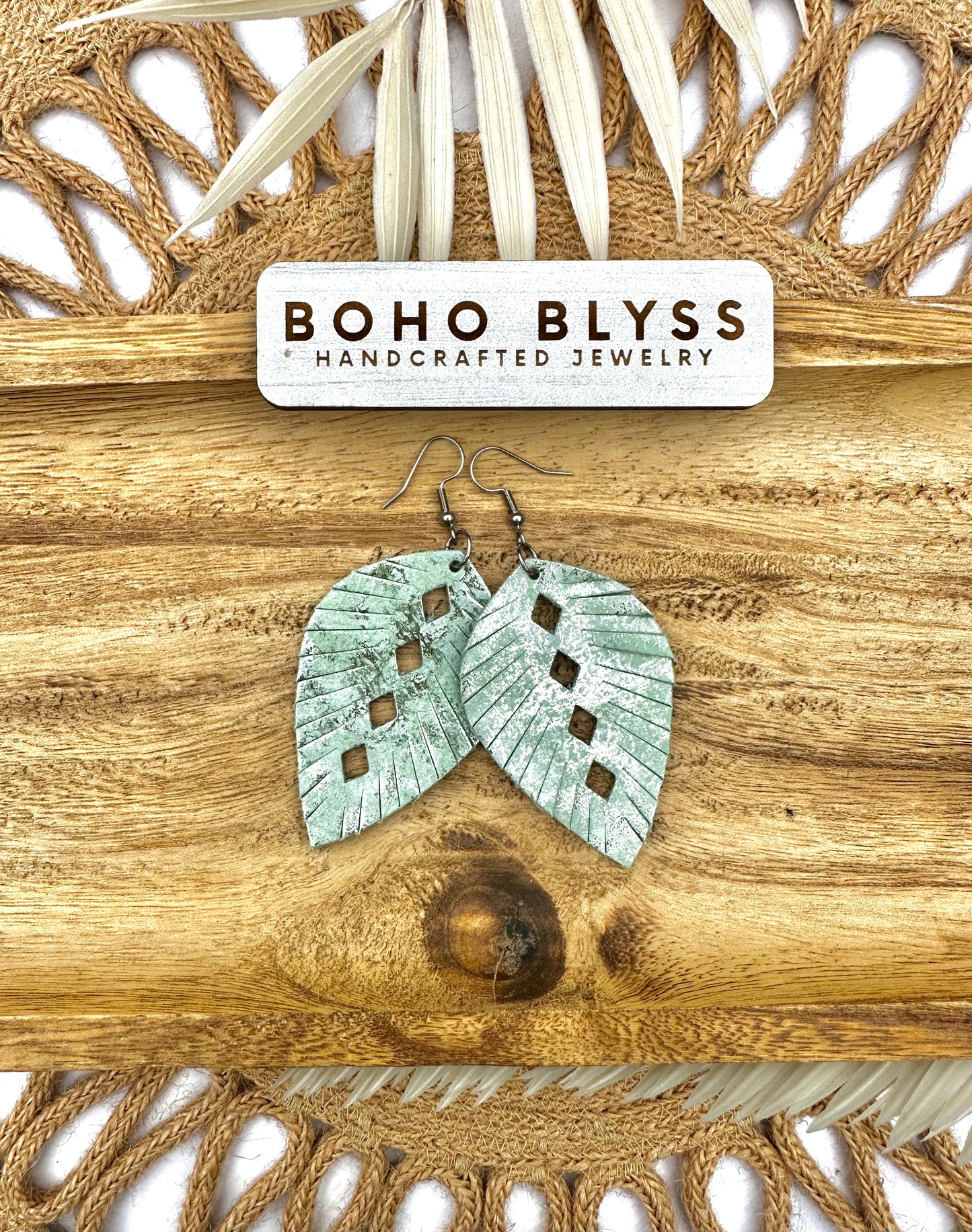 Seafoam Sparkle Leaves