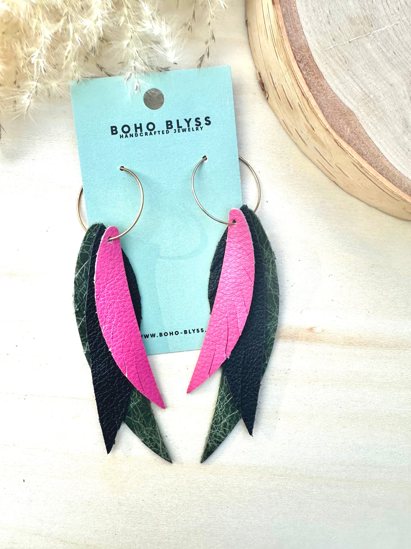 Solid Staple Feathers