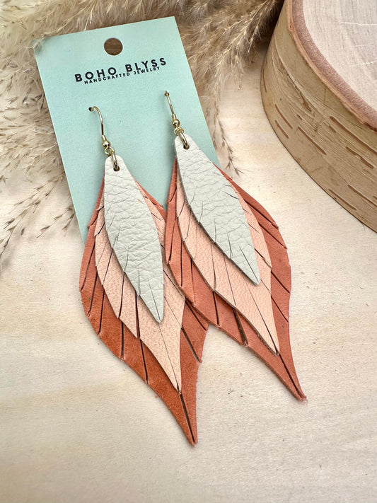 Peachy Keen Feather Trio