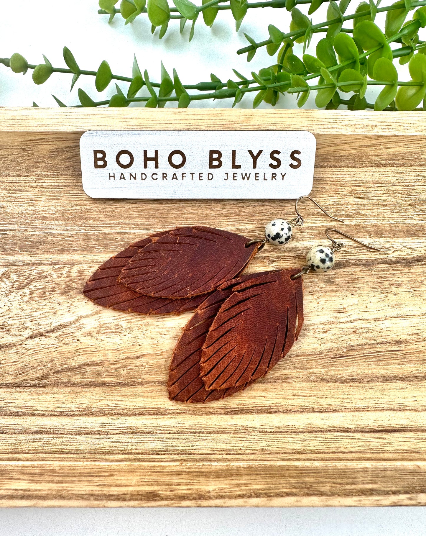 Cognac double feathers