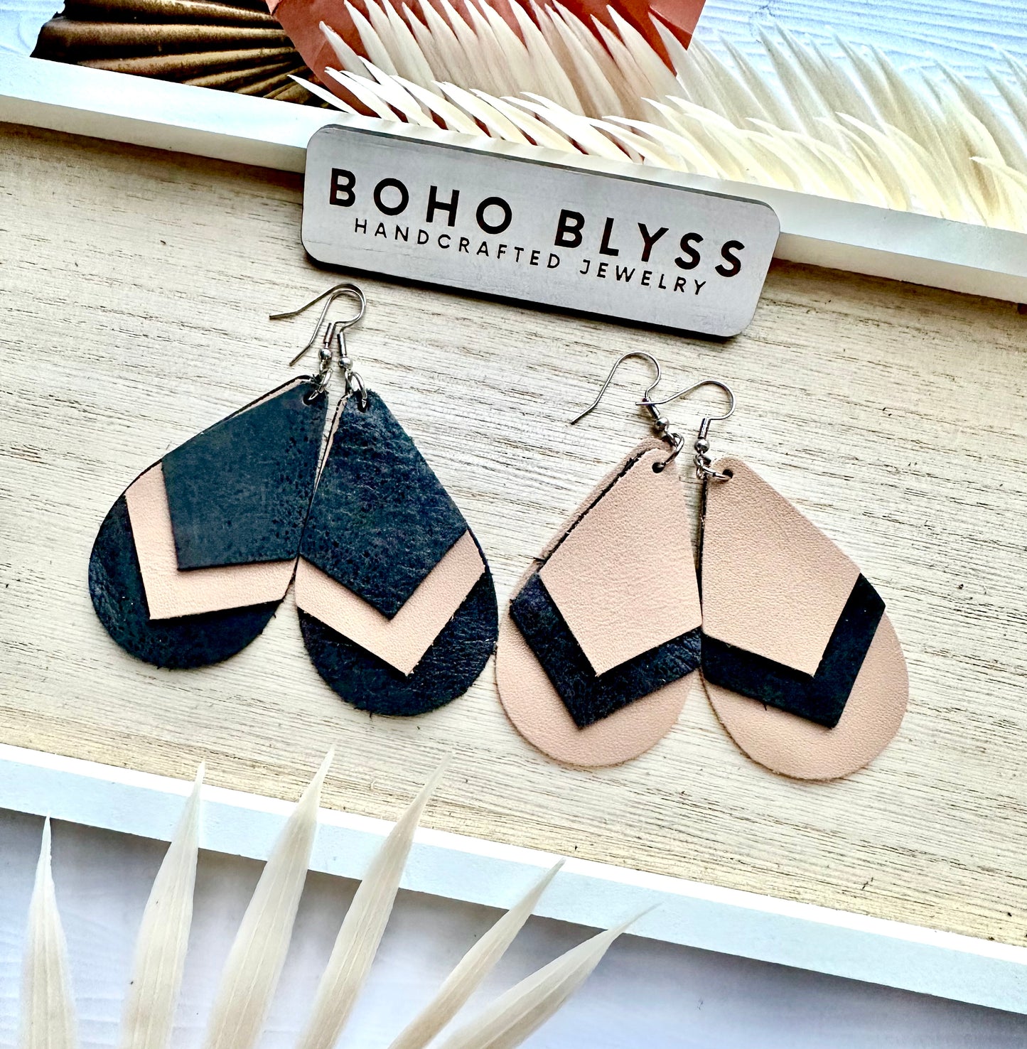 Neutral layered teardrops