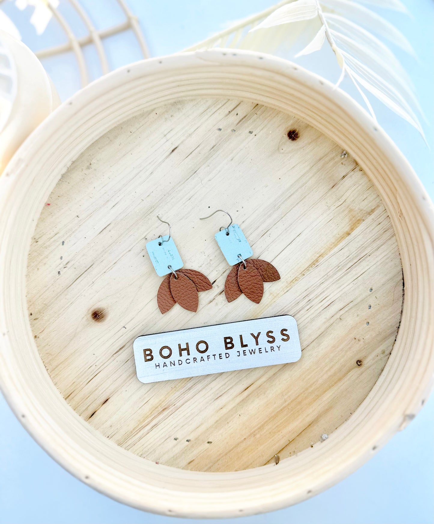 Pretty petals - blue/brown