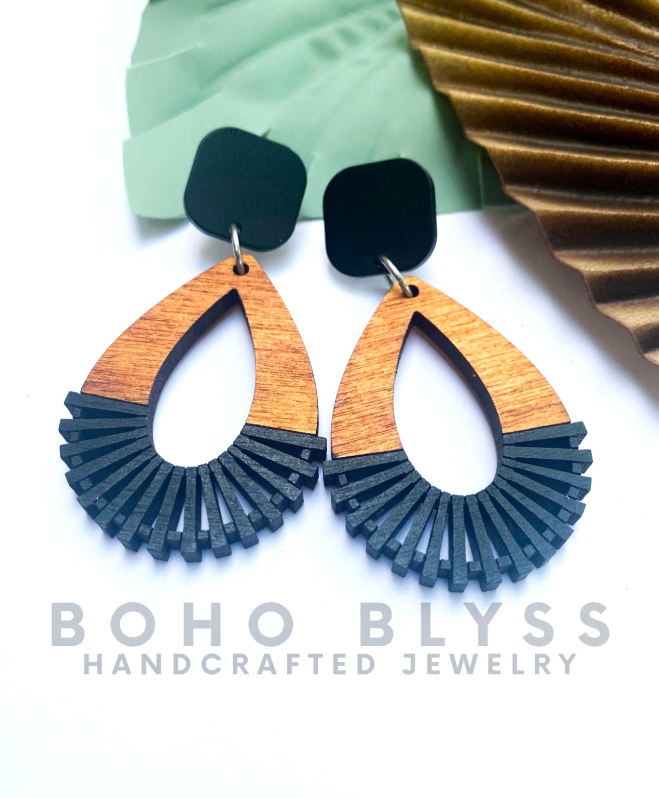 Wooden color block teardrops