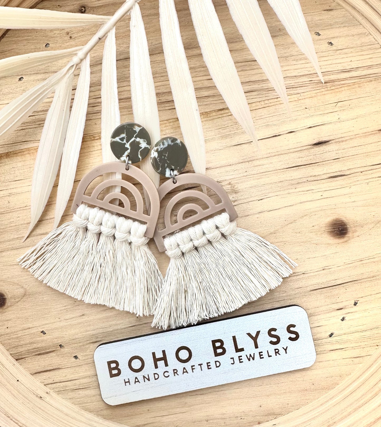 Cream macrame rainbows