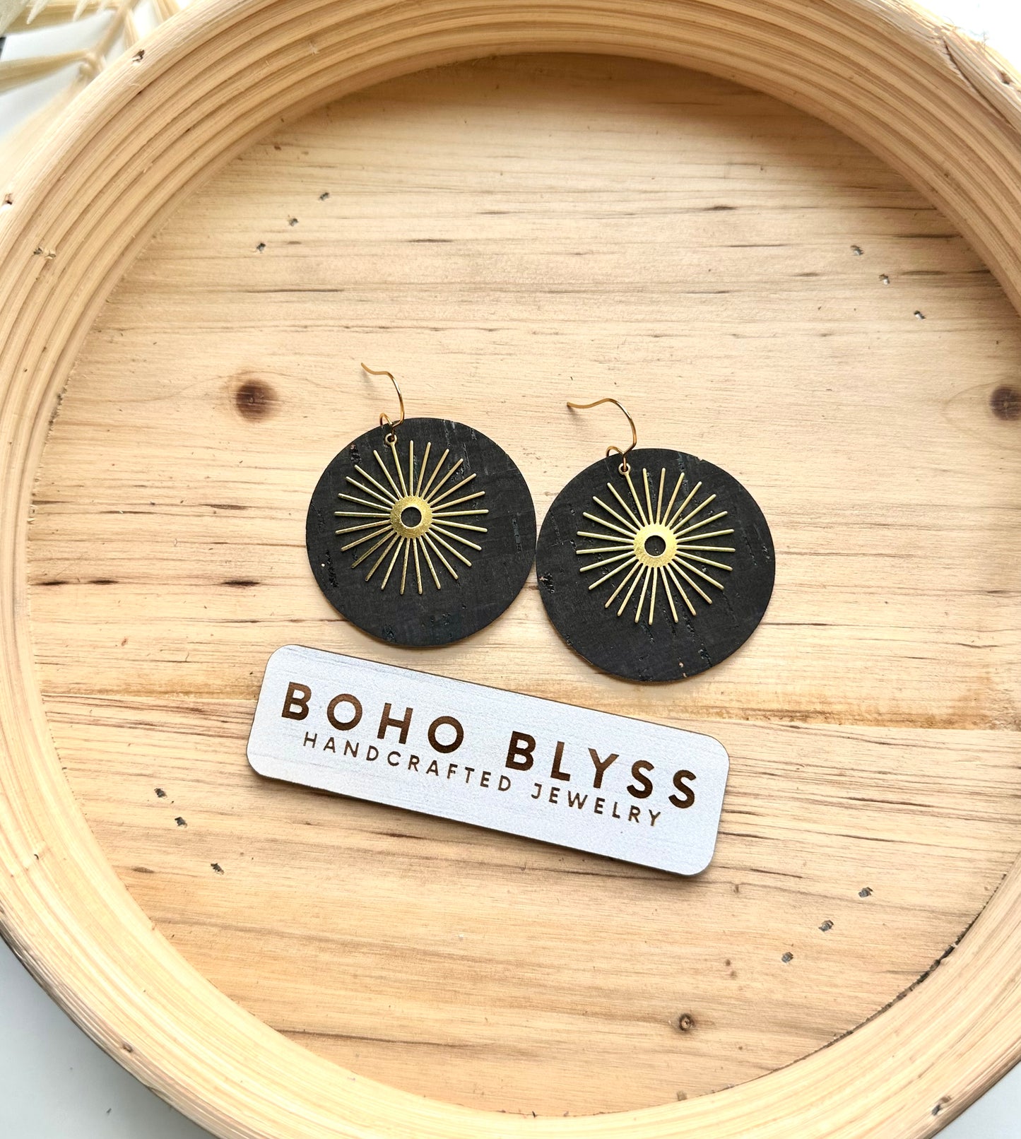 Sunburst circles - multiple colors available
