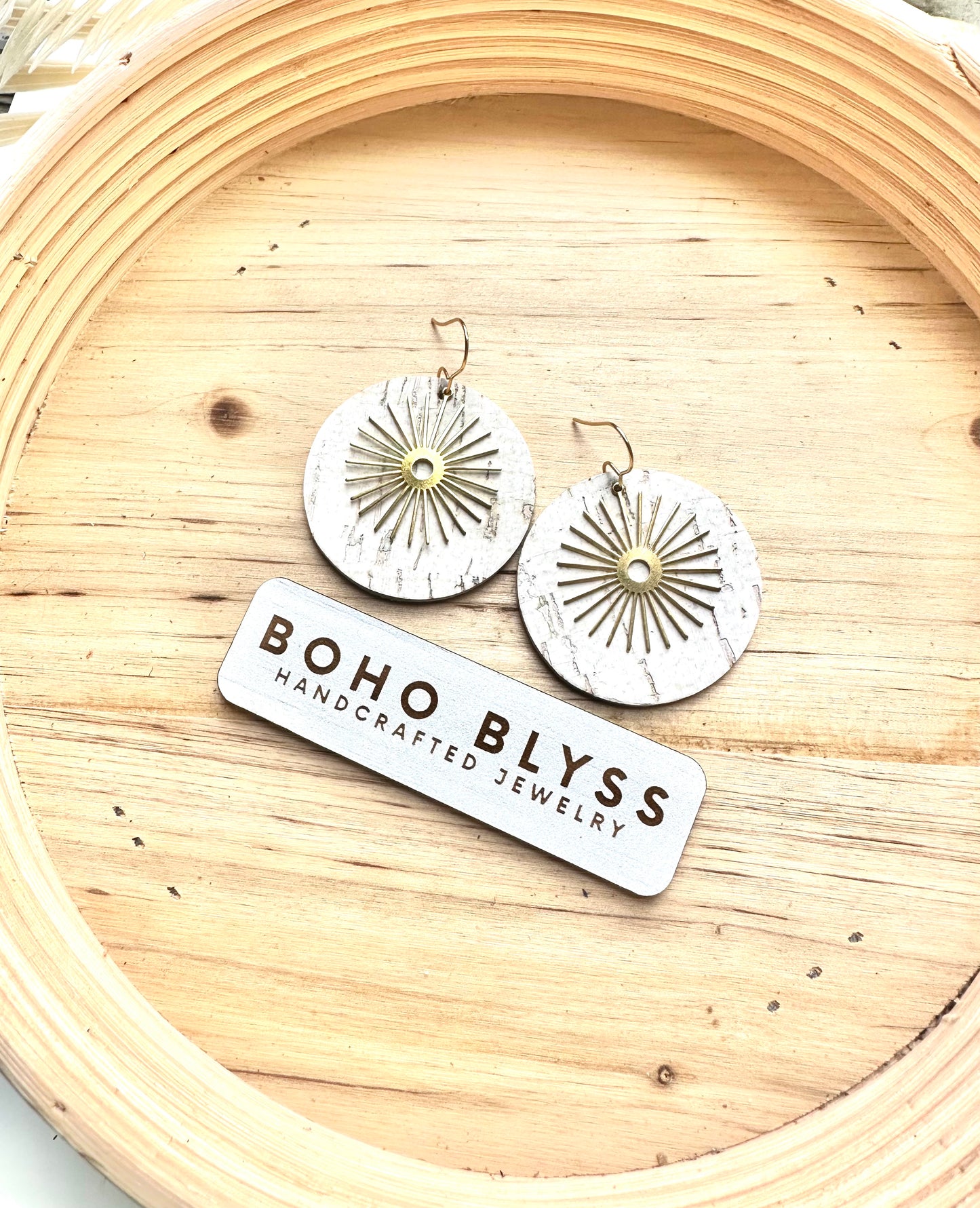 Sunburst circles - multiple colors available