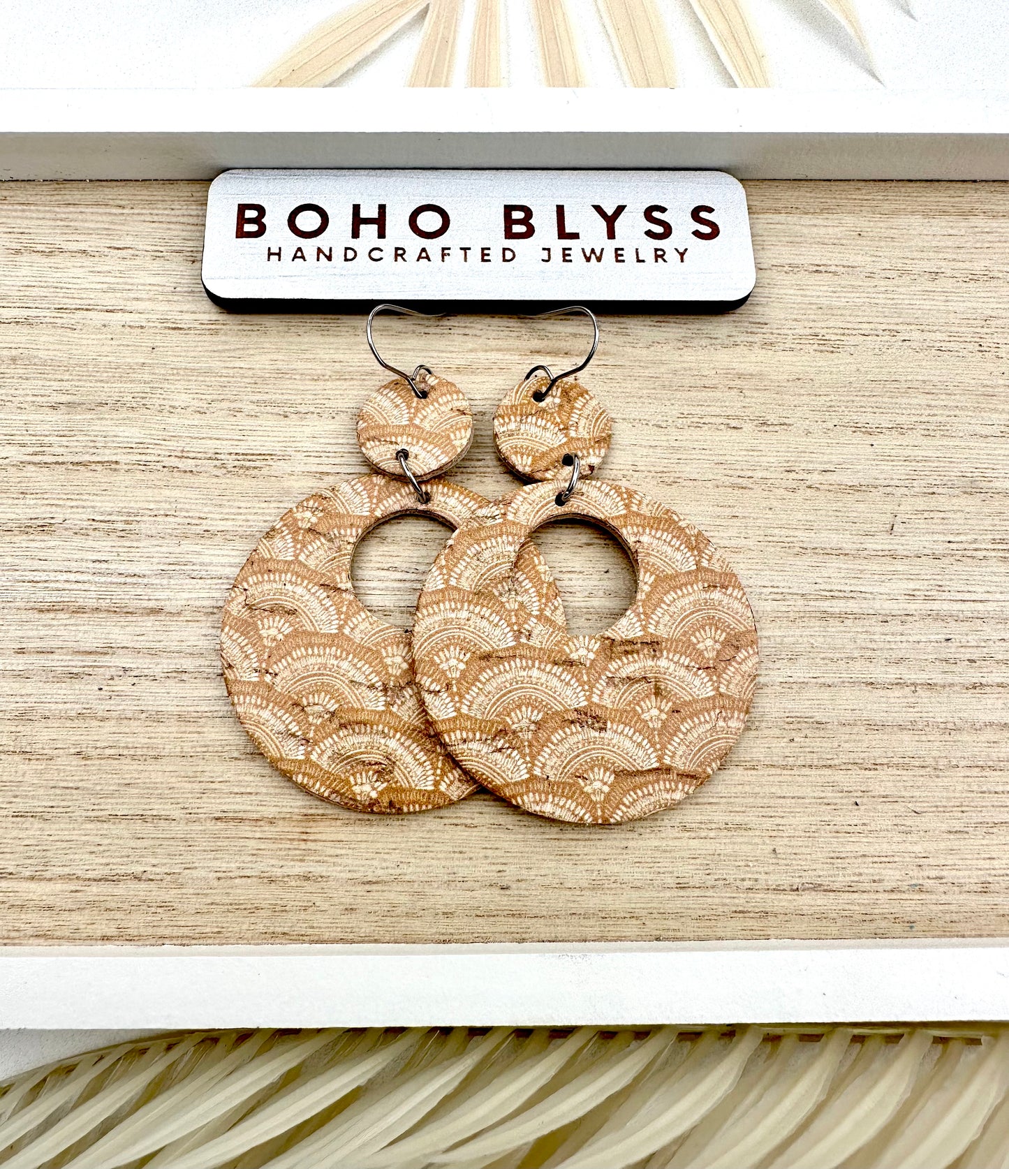Boho arch mustard circles