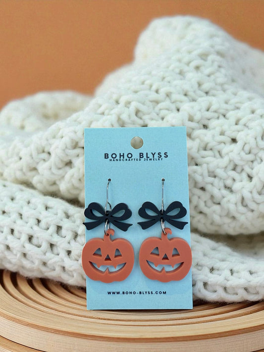 Jack-O-Lanterns & Bows