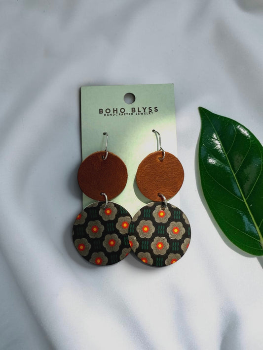 Dark Daisy Circles